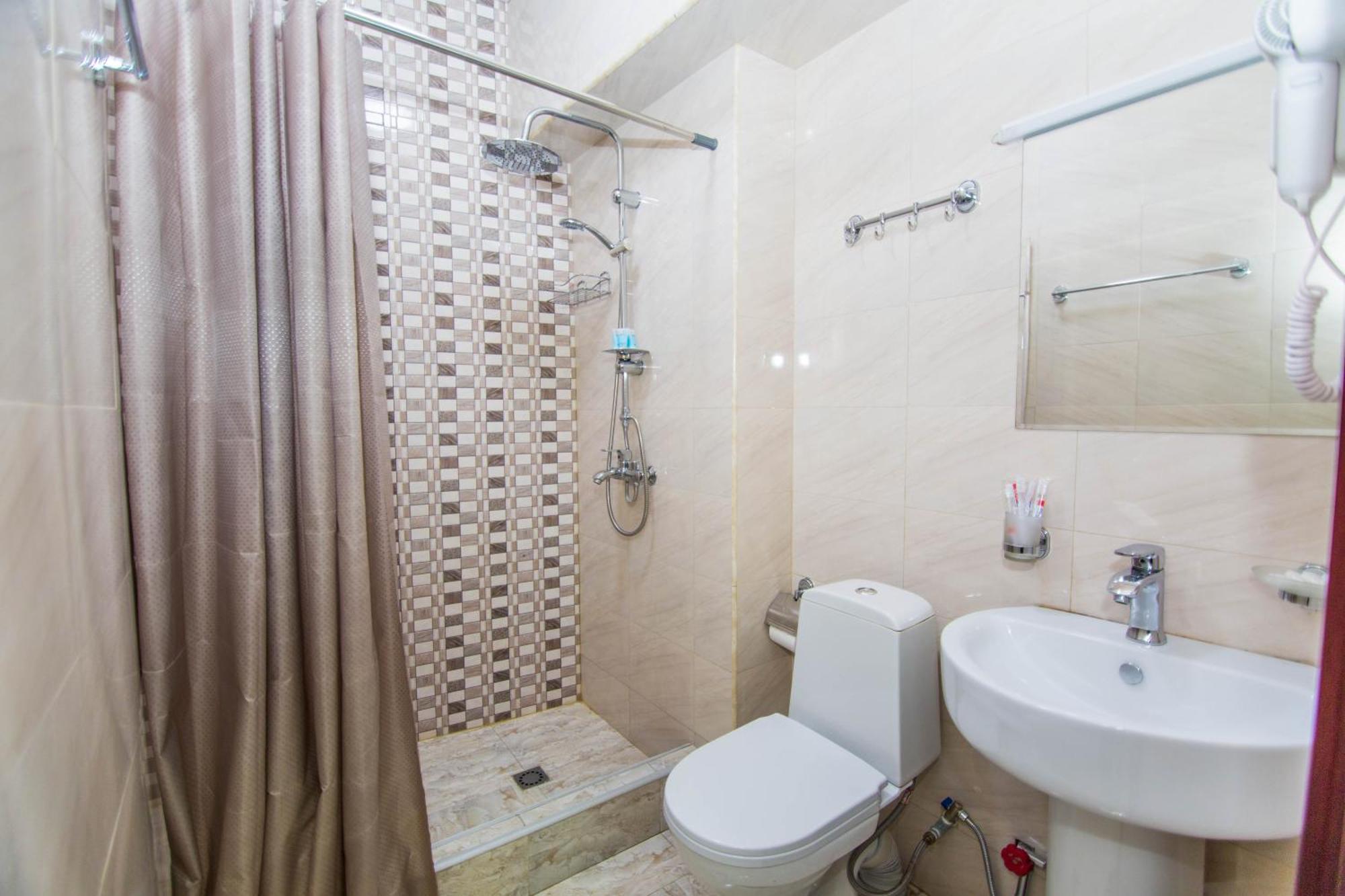 Hotel Care Inn Tbilisi Exterior photo