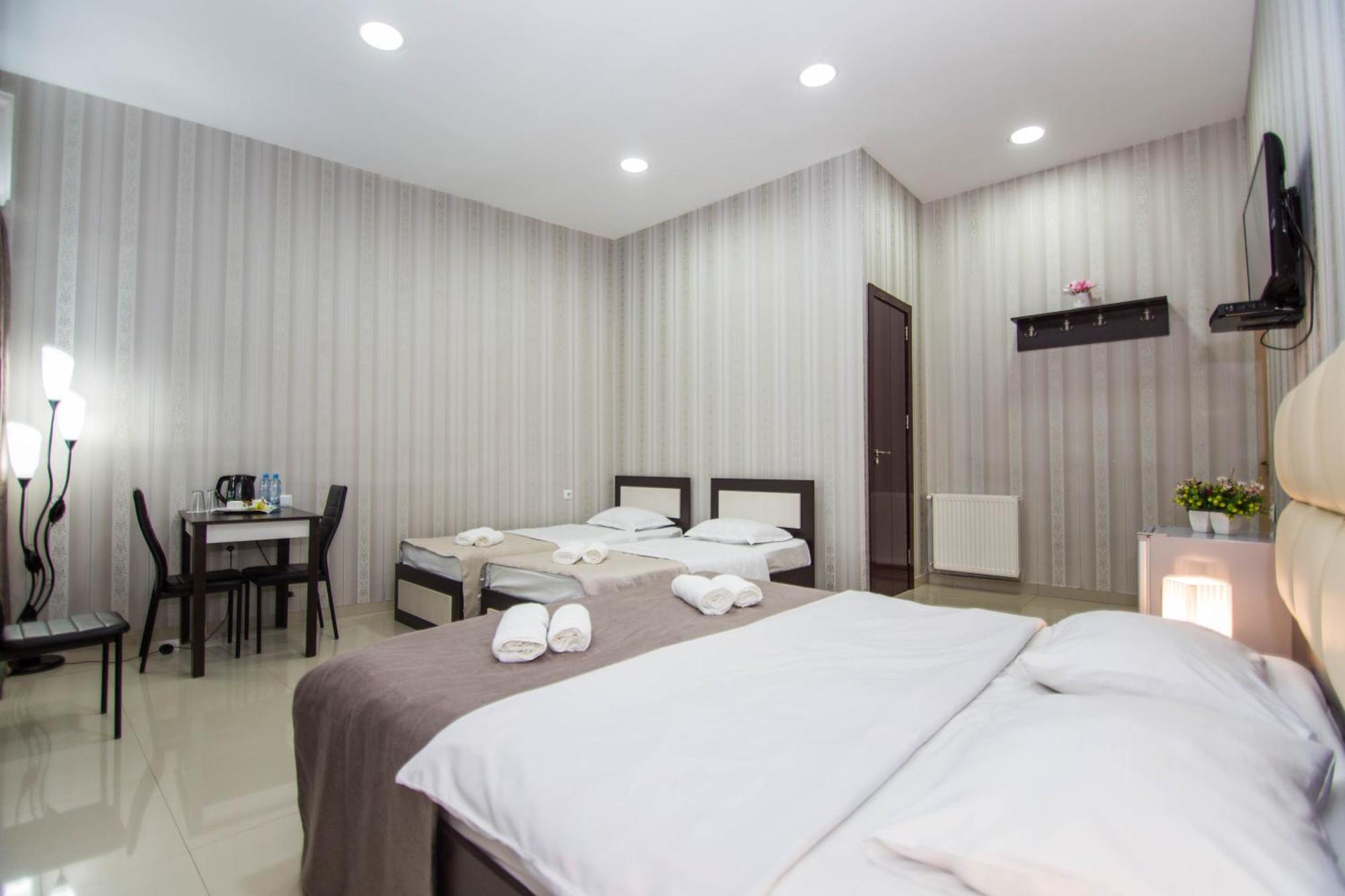 Hotel Care Inn Tbilisi Exterior photo