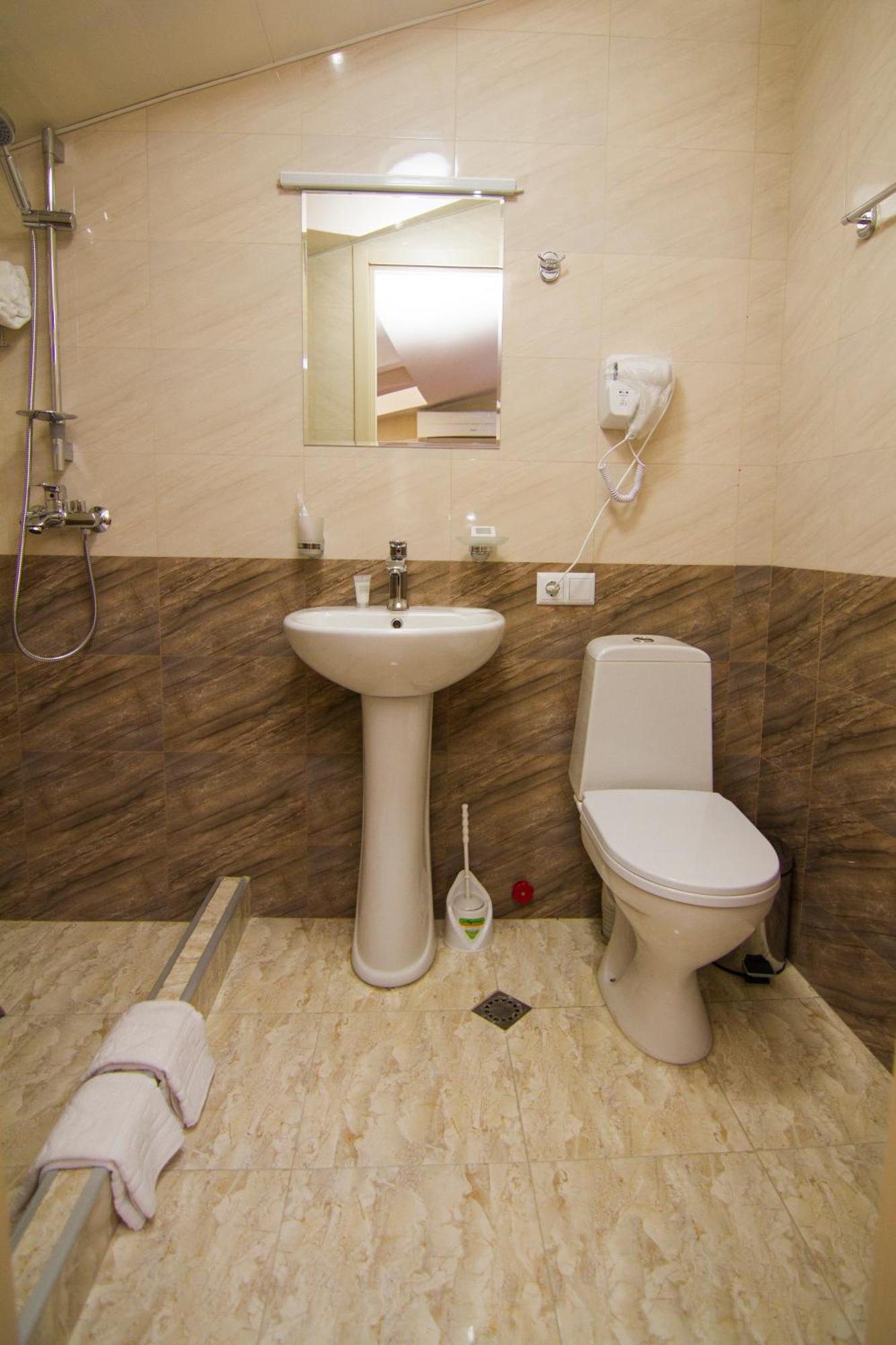 Hotel Care Inn Tbilisi Exterior photo